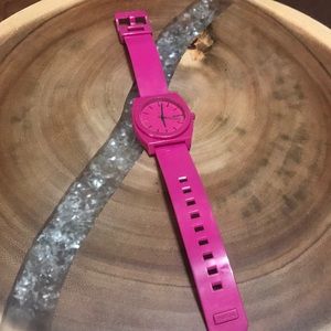 Nixon Time Teller P Pink
